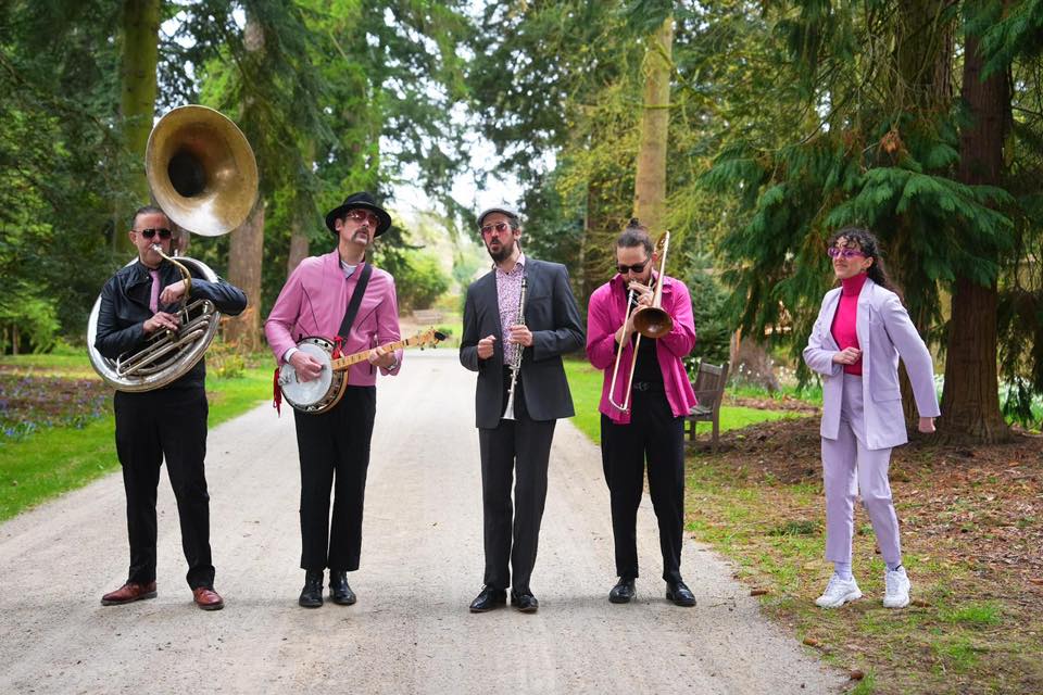 Concert - Philly’s Hot Loardes : Walkin’